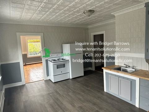 26 Spruce St #2R - Photo 3 of 8