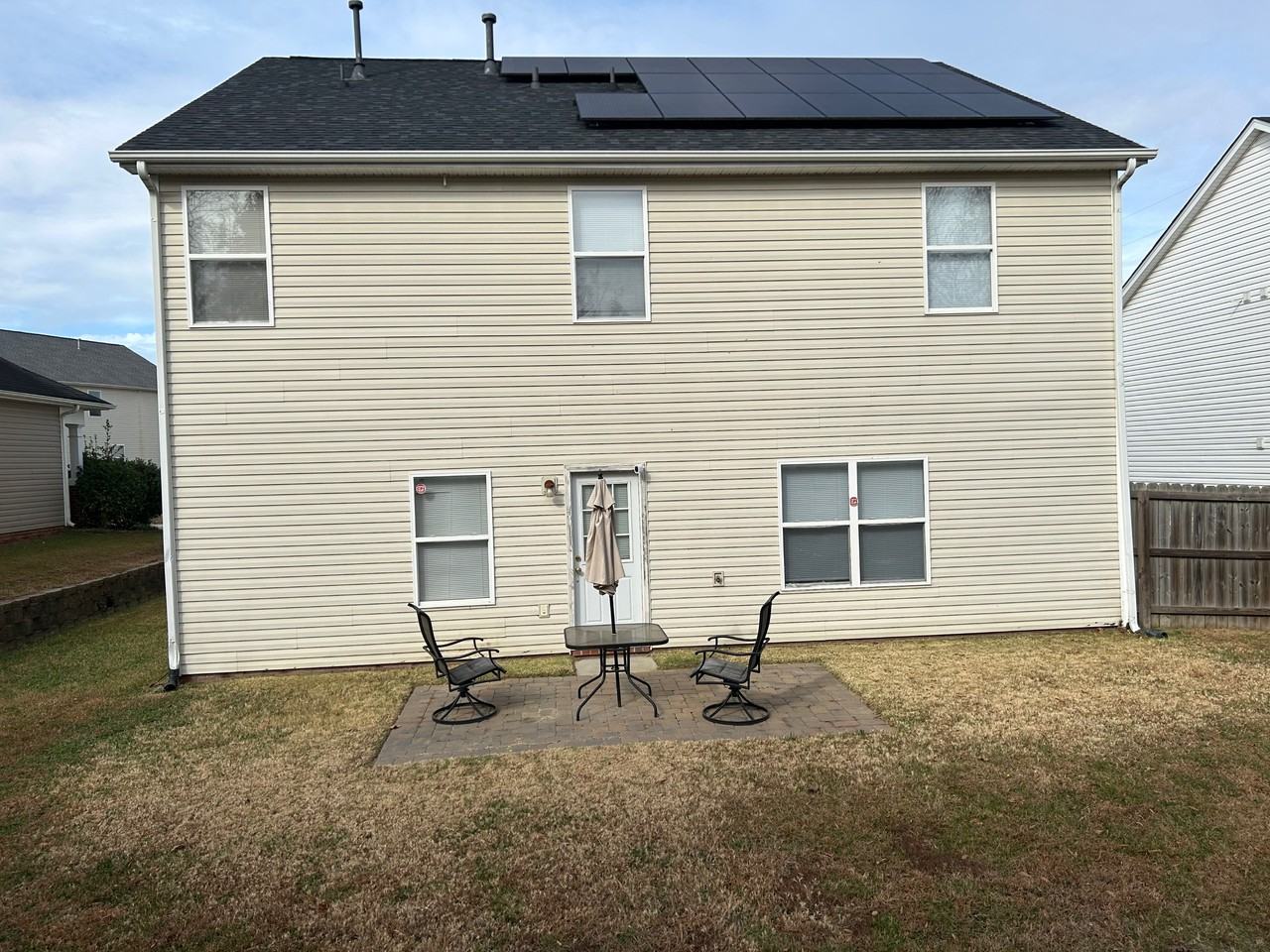 1033 Garrison Rd - Photo 2 of 39