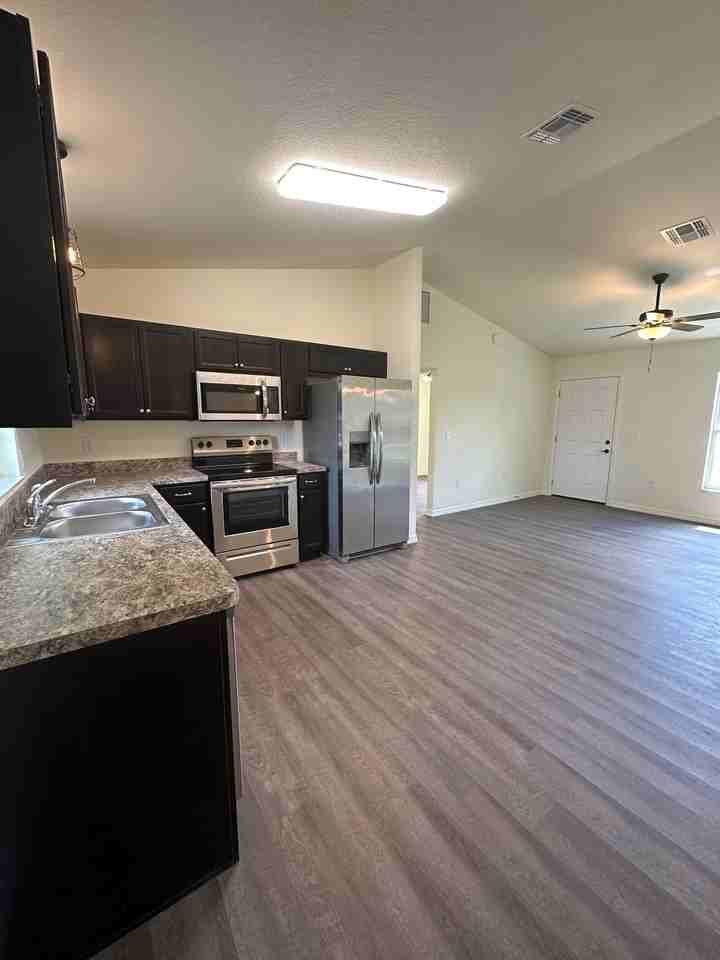 5363 Northwest 2nd Place - BUnit B #B - Photo 2 of 17