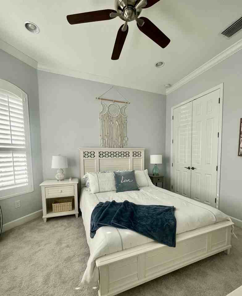 9251 Isla Bella Circle #1 - Photo 5 of 38