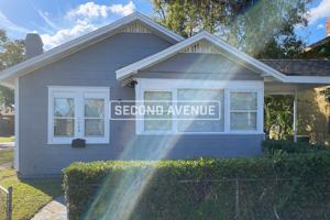 featured image of 1740 N Myrtle Ave