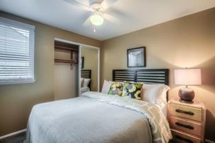 2831 Se Palmquist Rd - Photo 1 of 1