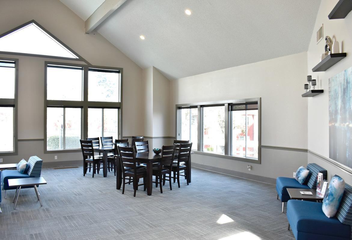 1167 Nw Wallula Ave - Photo 7 of 22