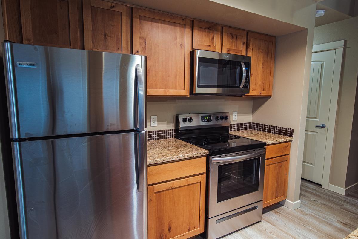 12167 West Overland Road - Photo 3 of 17