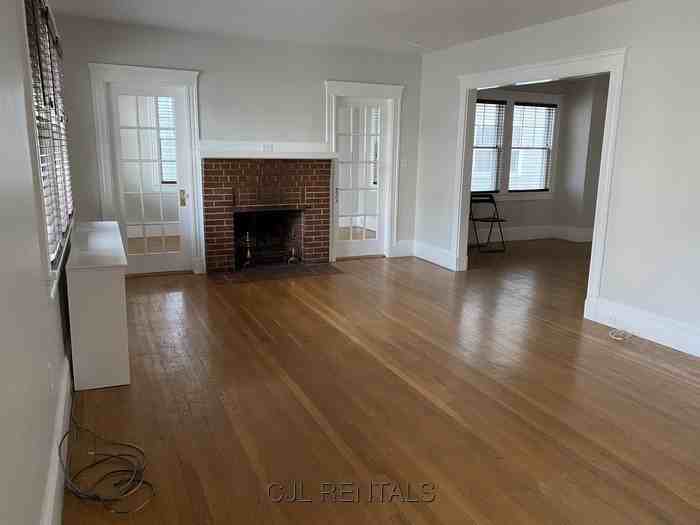 11 Harding Ave - Photo 2 of 9