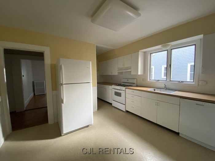 11 Harding Ave - Photo 5 of 9