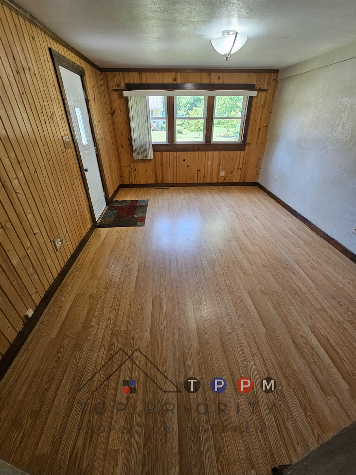 940 Jackson St - Photo 2 of 19