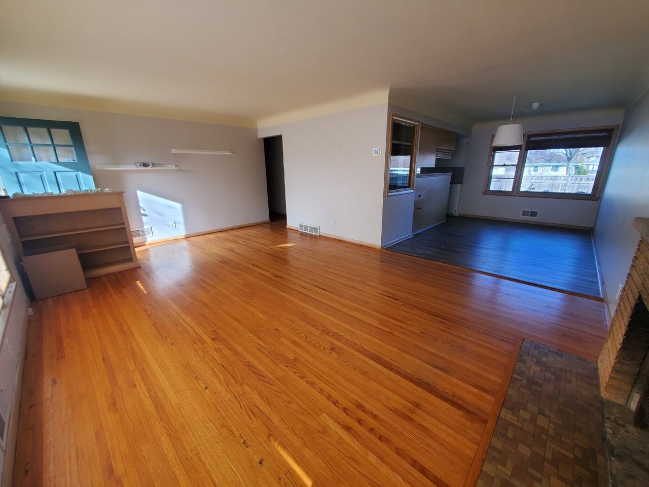 6141 Colfax Ln S - Photo 3 of 25
