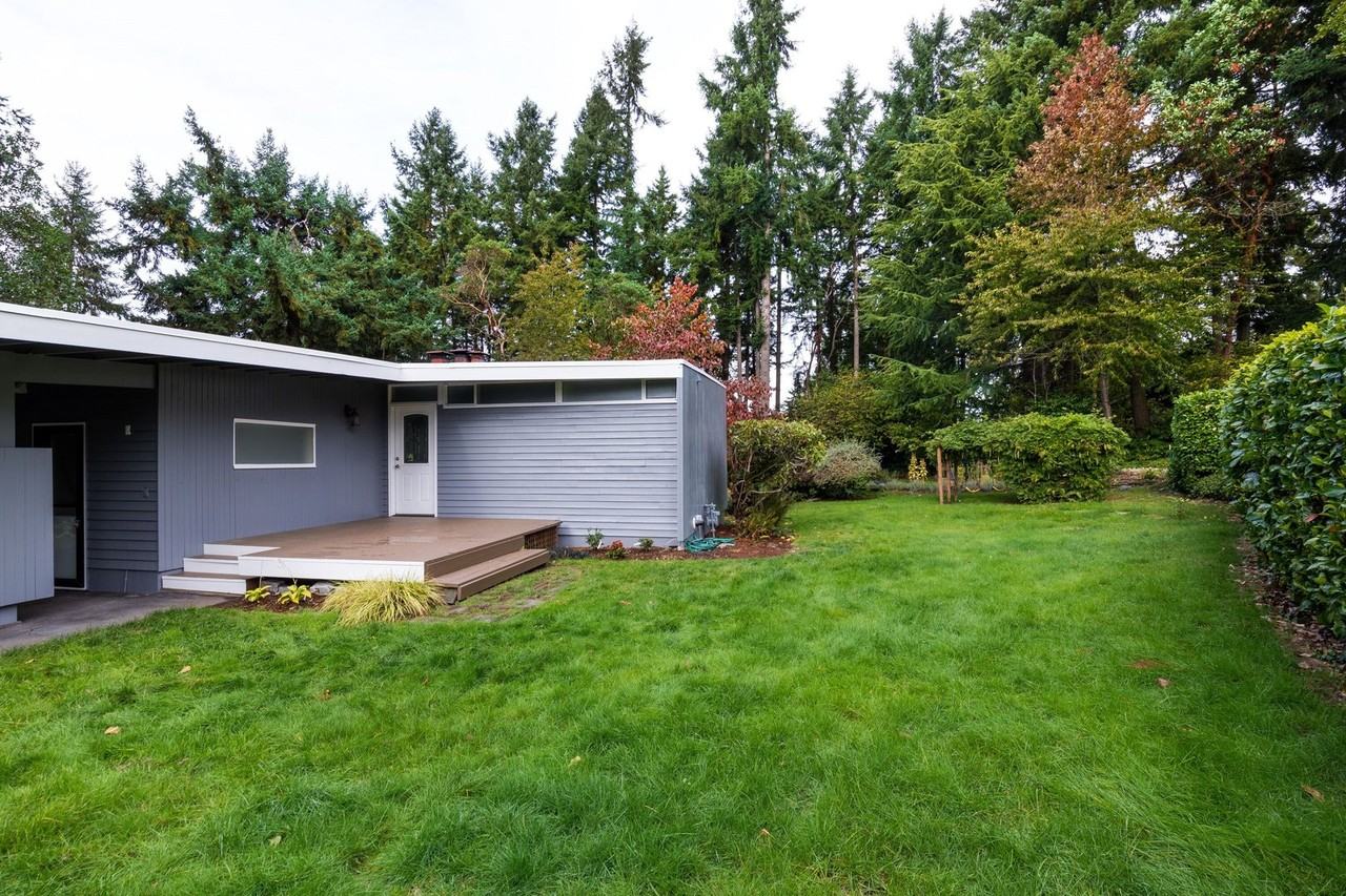12202 Se 25th St - Photo 3 of 20