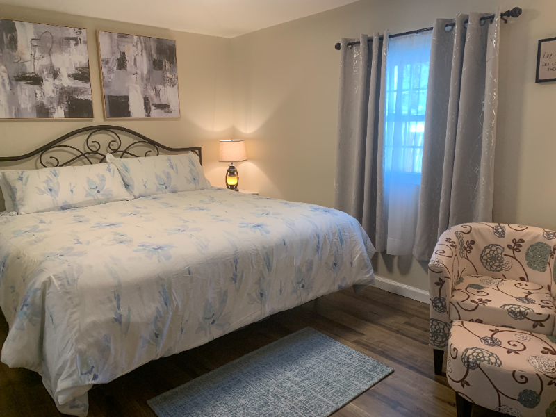 1300 Clark Ln - Photo 2 of 2