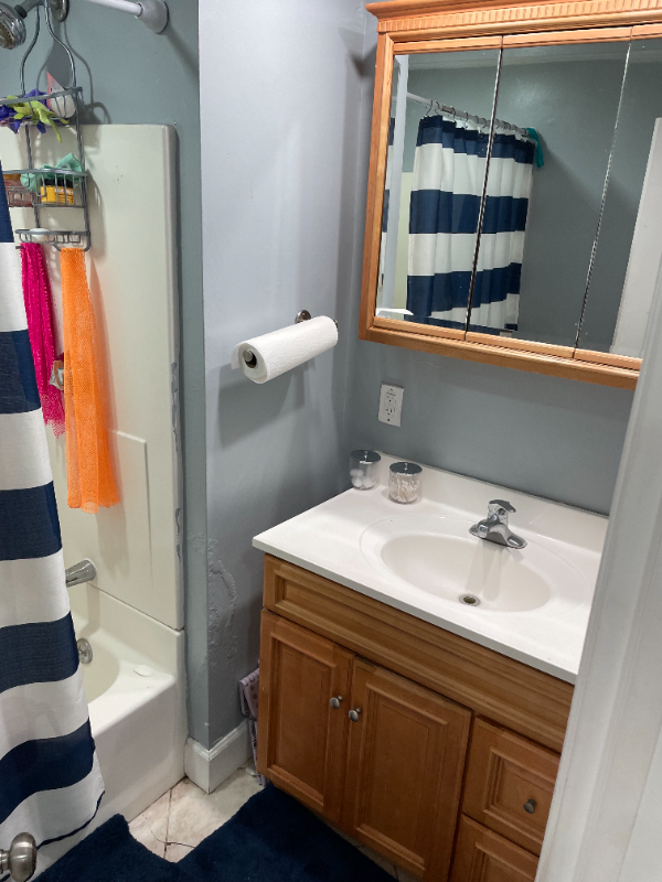 241 Ash St #2 - Photo 6 of 12