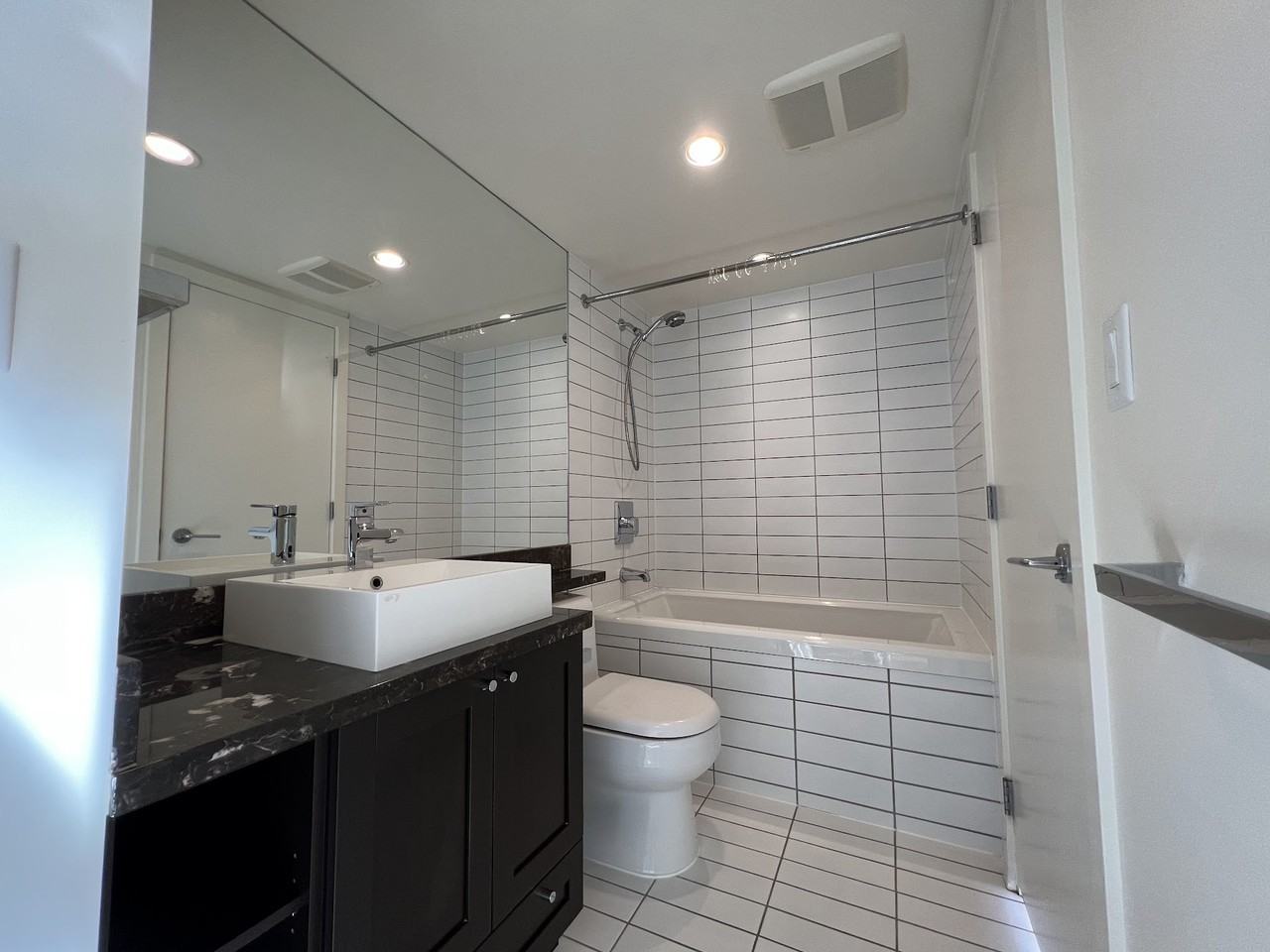 4815 Eldorado Mews #16xx - Photo 7 of 17