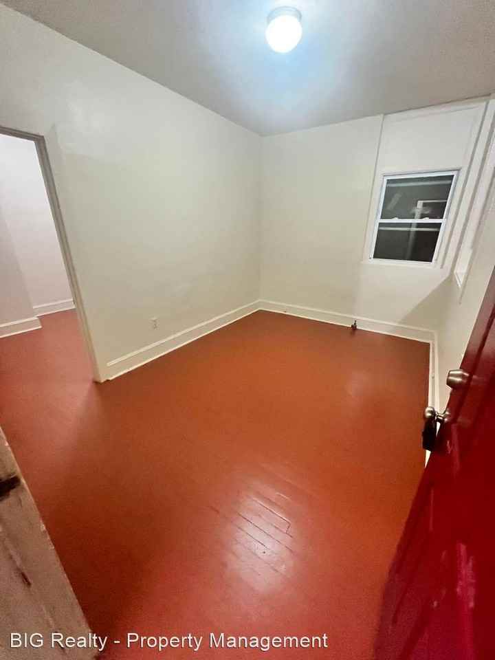 29 N Main St - Photo 2 of 5