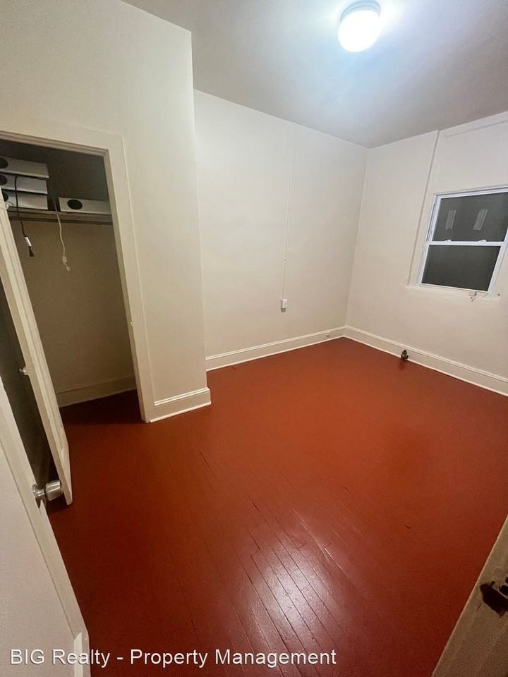 29 N Main St - Photo 3 of 5