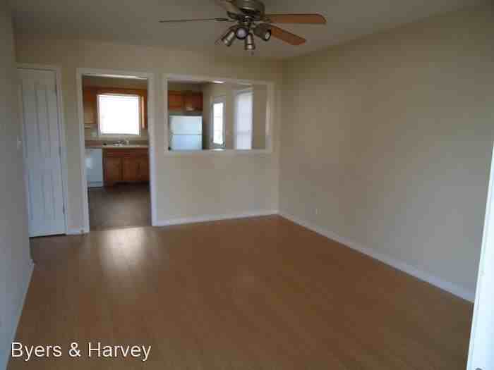 2338 Old Ashland City Rd - Photo 2 of 10