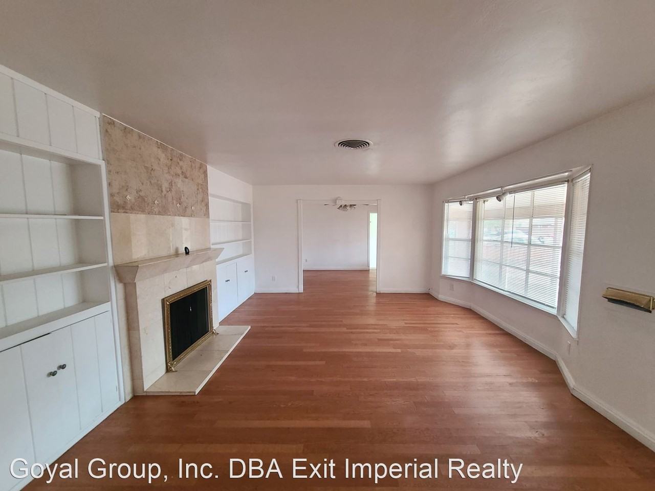 1566 W Elm Ave - Photo 2 of 15