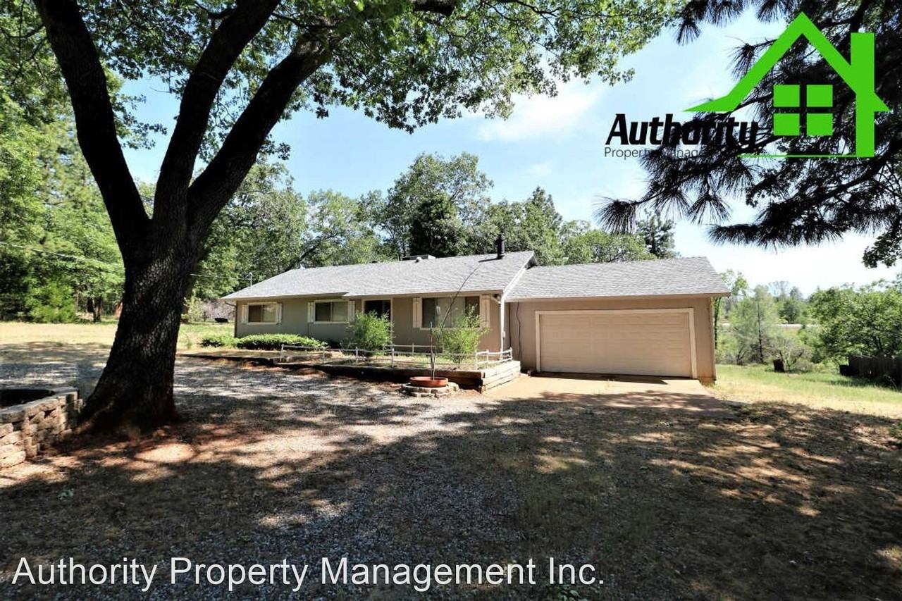 7319 Patience Ln - Photo 2 of 15