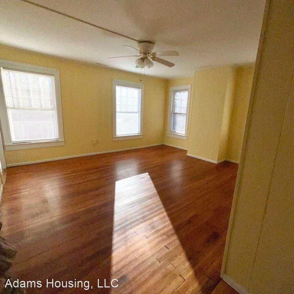 315 Maryland Avenue - Photo 2 of 12