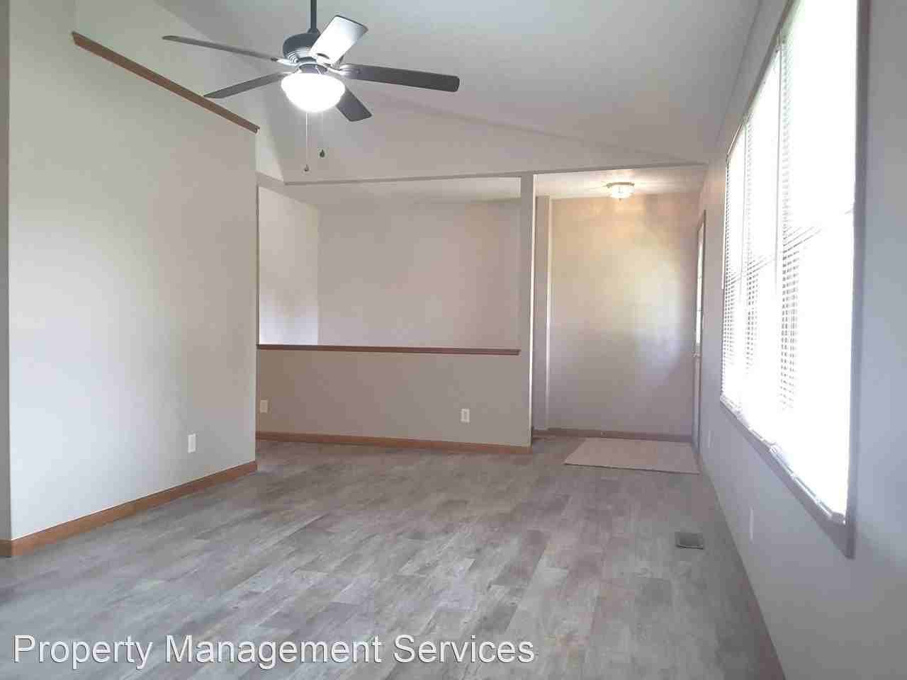 986 Spring Crossing Dr - Photo 3 of 33