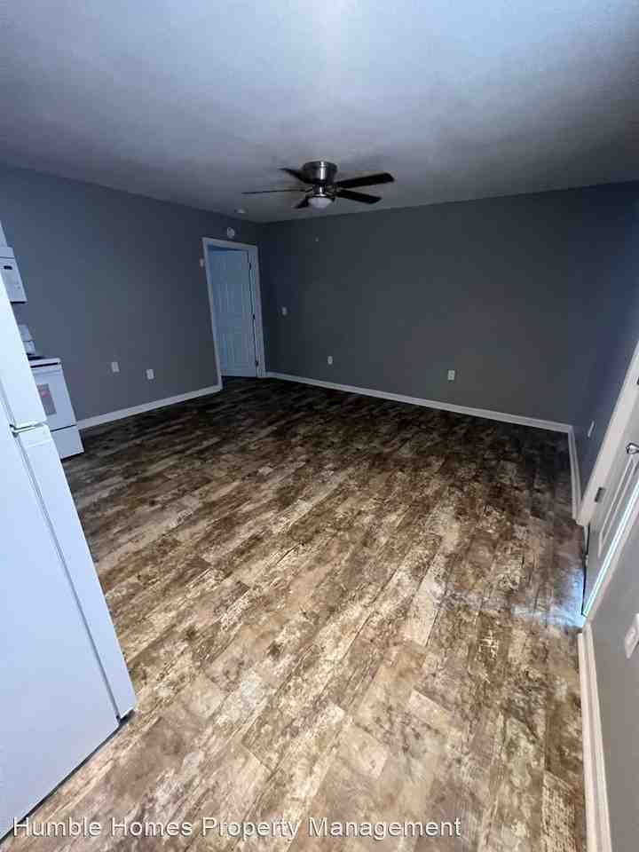 640 Bonnie Dr - Photo 2 of 4