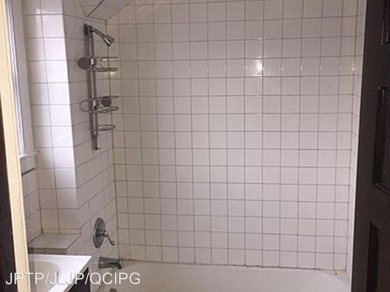 1923 27th St - Photo 2 of 9