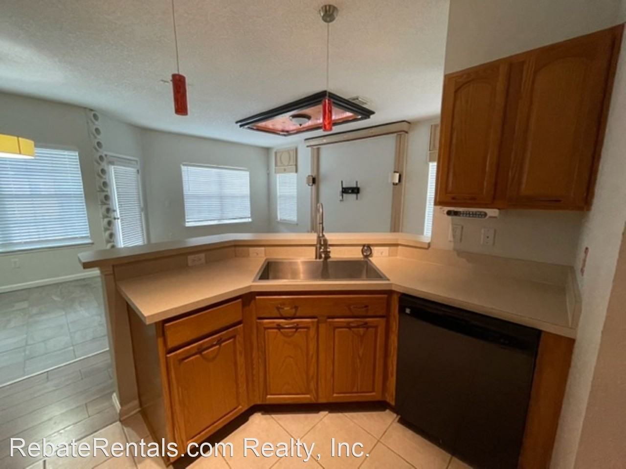 7268 Deerfoot Point Cir #3-2 - Photo 3 of 31