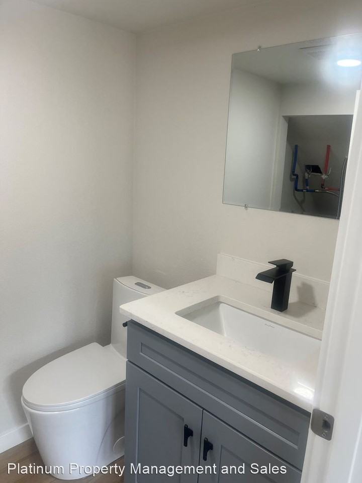 708 N Baker Ave - Photo 2 of 12