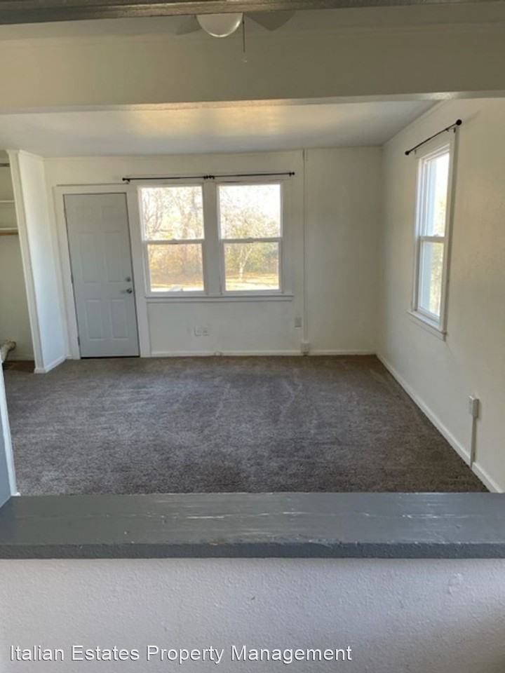 Italian Estates Property Management Apartments 738740742744 W. 1st