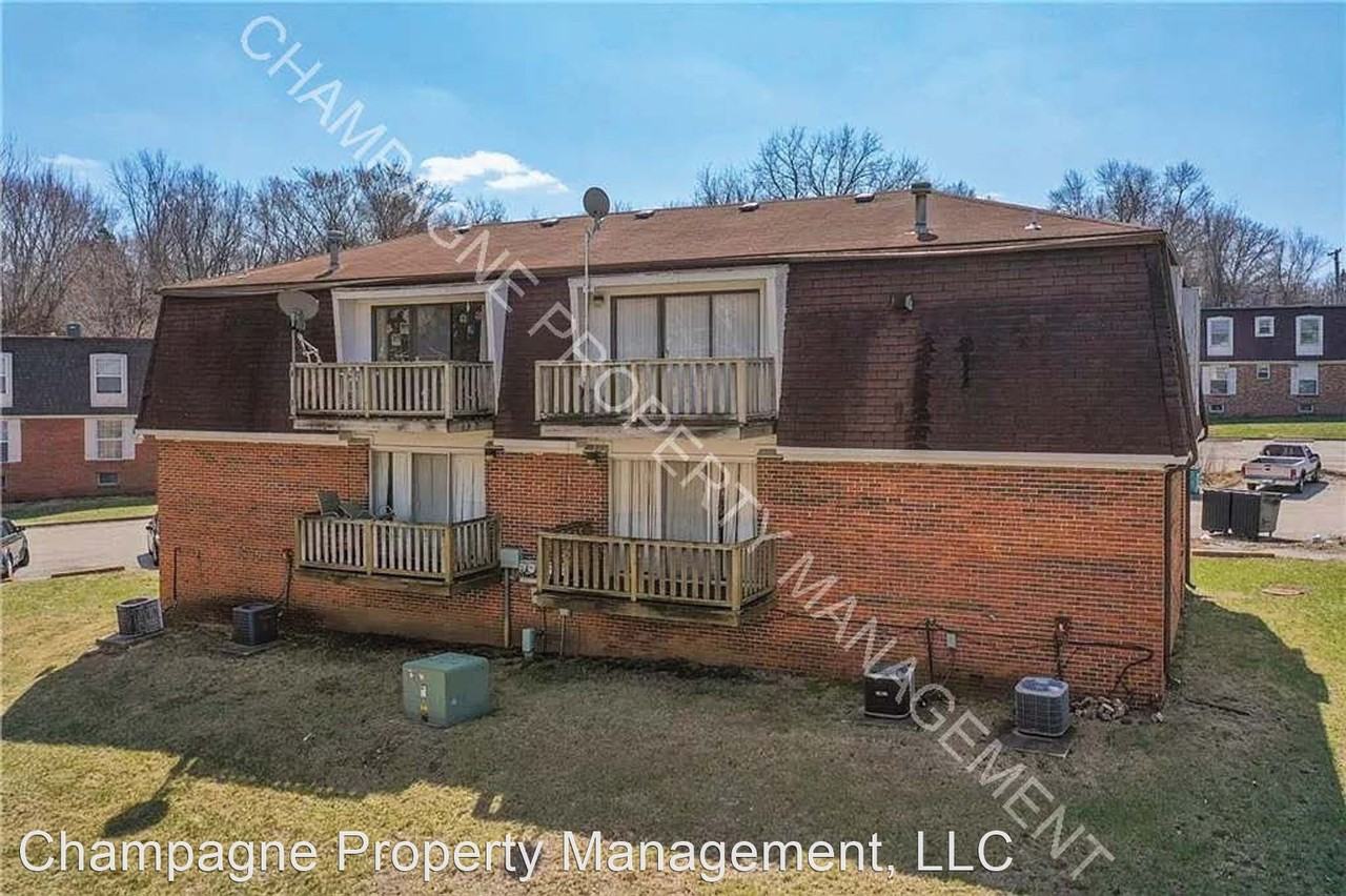 8701 Countryshire Ln - Photo 3 of 11