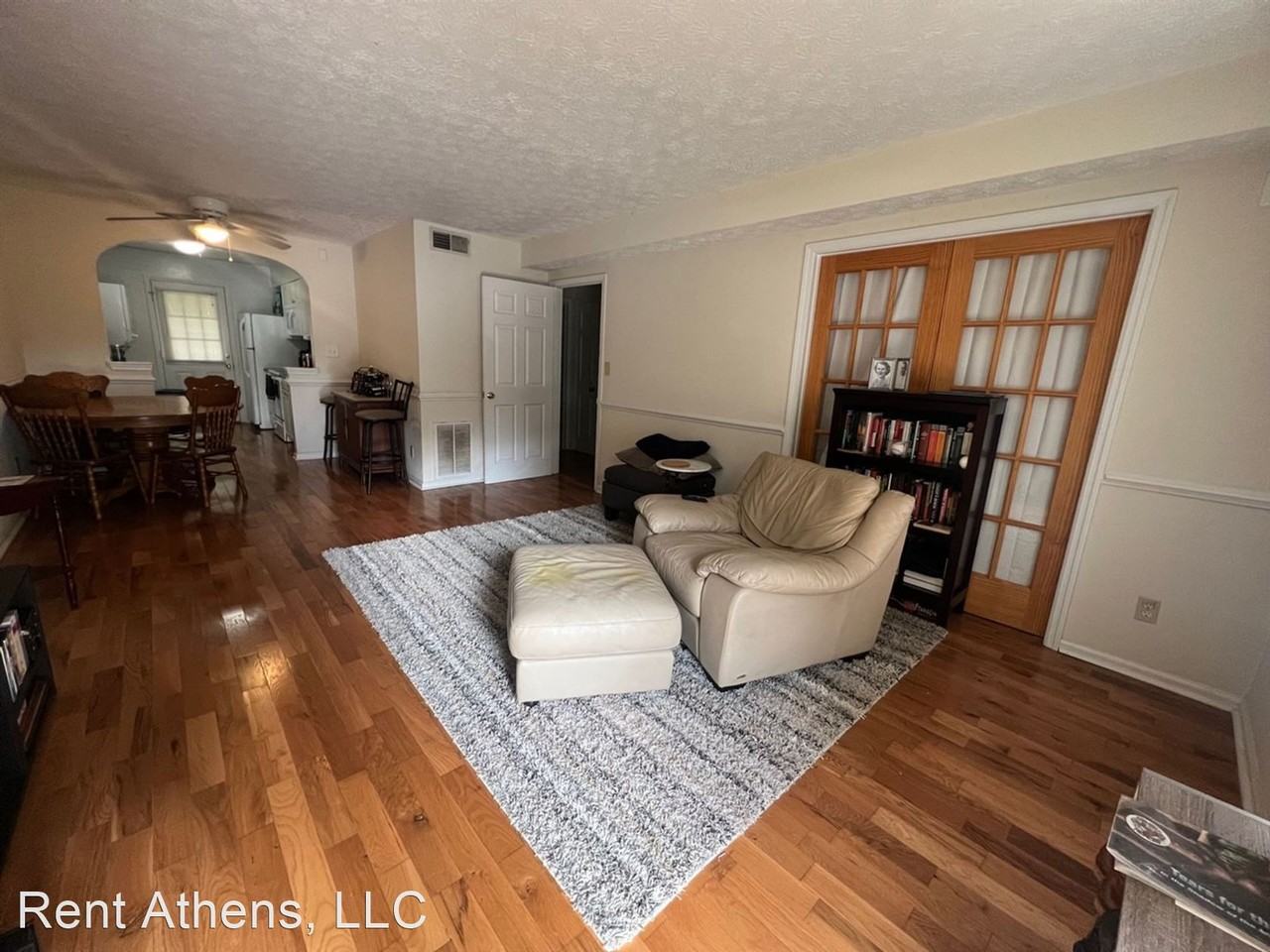 270 Barber St. - Photo 2 of 6