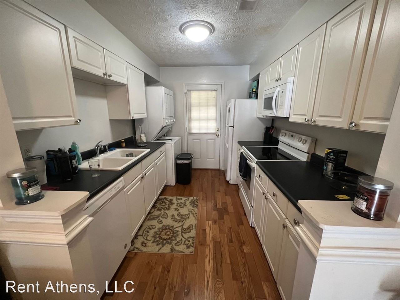 270 Barber St. - Photo 3 of 6