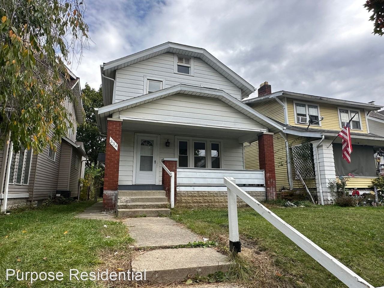 334 S Burgess Ave - Photo 2 of 11