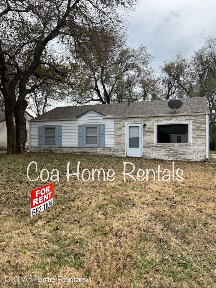 1305 E Evanston St, Park City, KS 67219 3 Bedroom House for 895/month