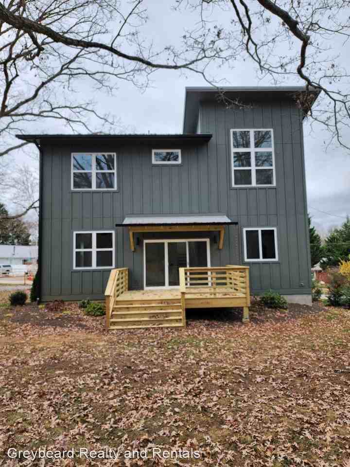 184 Onteora Blvd - Photo 3 of 30