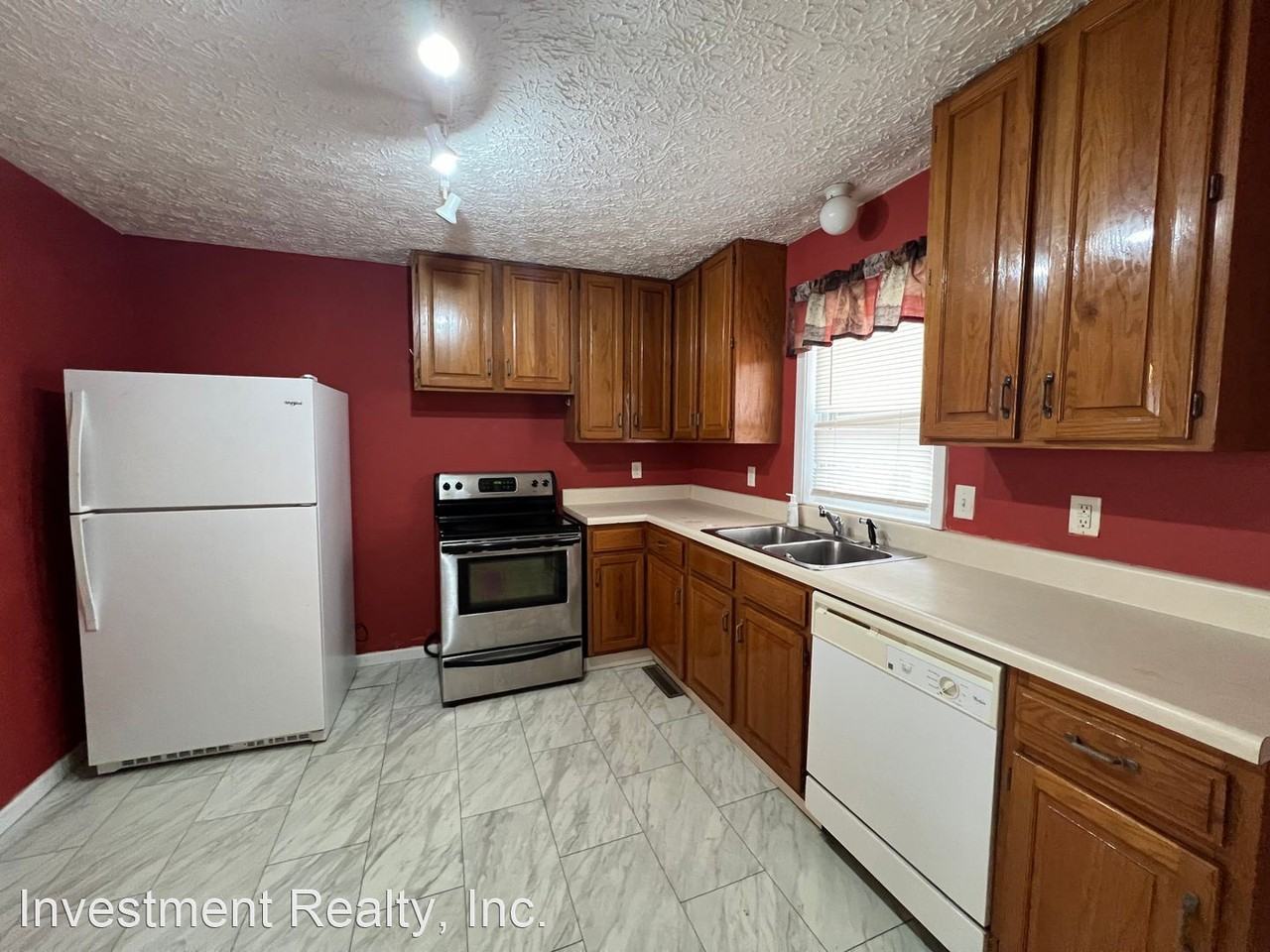 108 E Country Club Rd - Photo 3 of 15