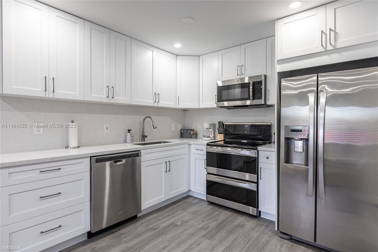 7125 Nw 173rd Dr #2405 - Photo 2 of 20