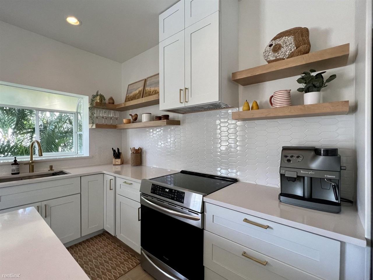 11538 Briarwood Cir #3 - Photo 2 of 21