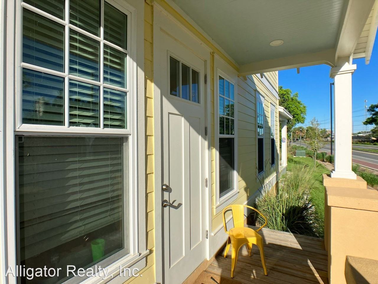 873 Sw 5th Ter - Photo 2 of 32