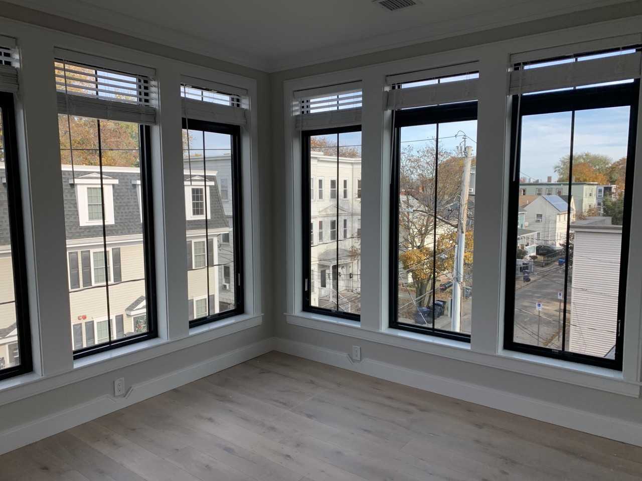 157 Everett St #302 - Photo 6 of 19