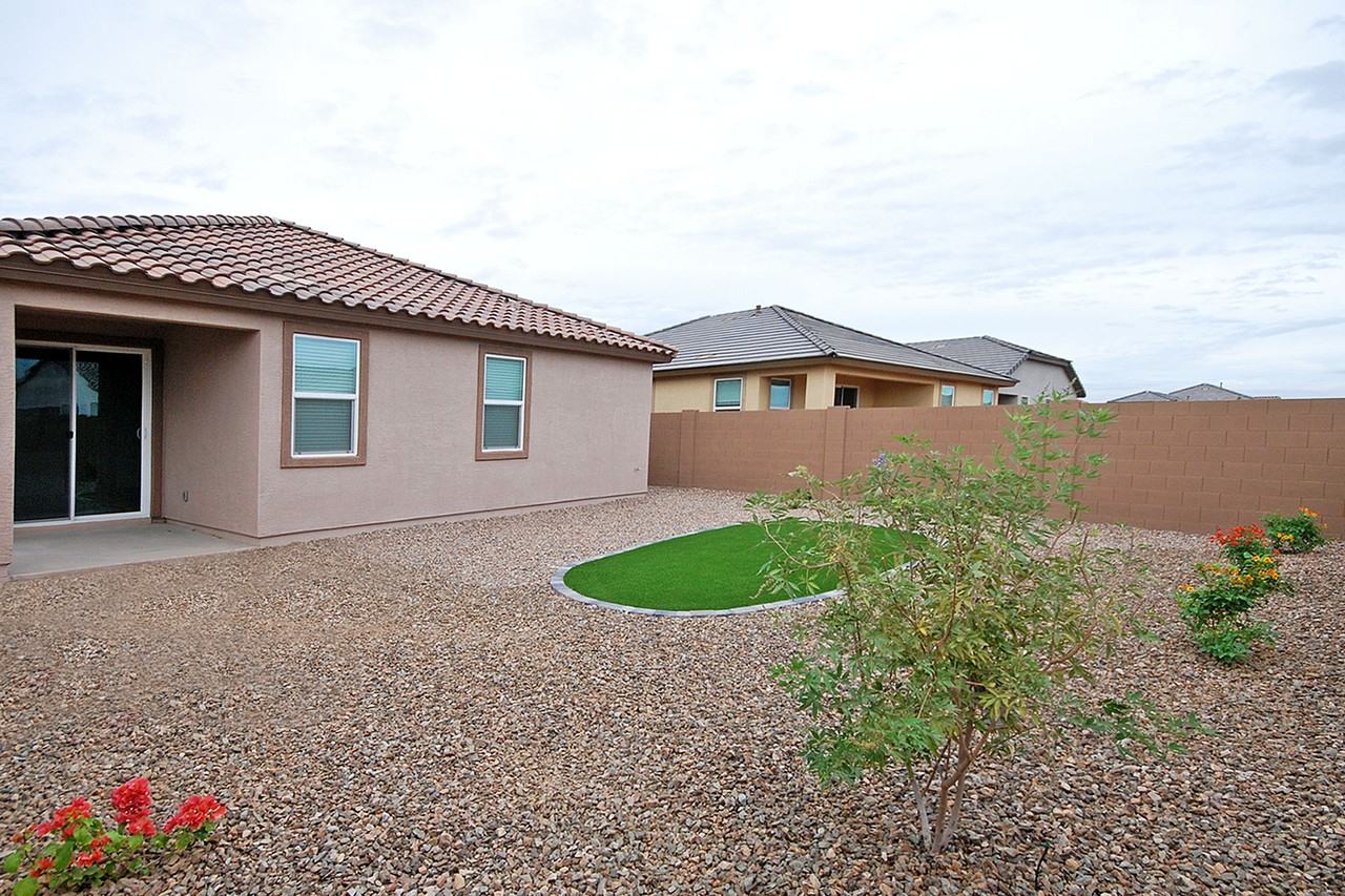 3489 E Ridley Rd - Photo 3 of 22