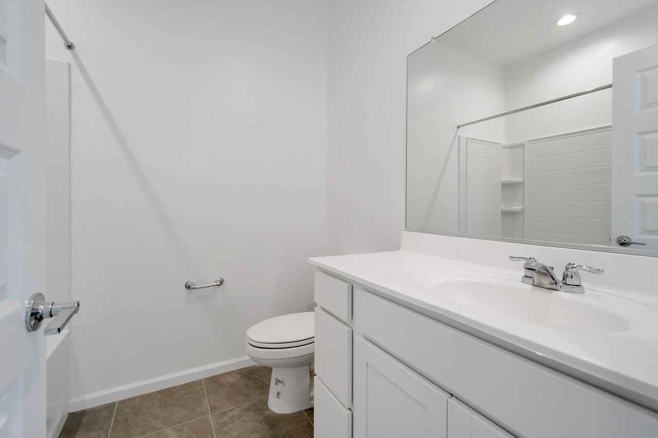 3489 E Ridley Rd - Photo 5 of 22