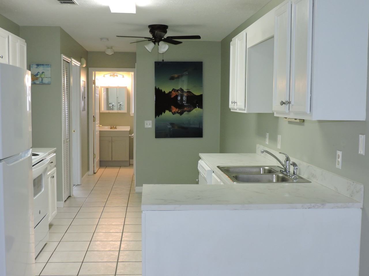 5931 Pinetree Avenue - Photo 6 of 32