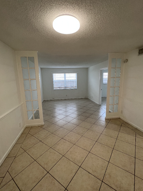 510 24th Ave N #603 - Photo 7 of 14