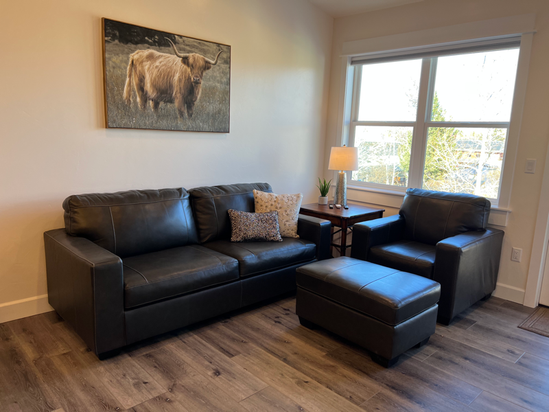 1542 Cobb Hill Road - Photo 3 of 30