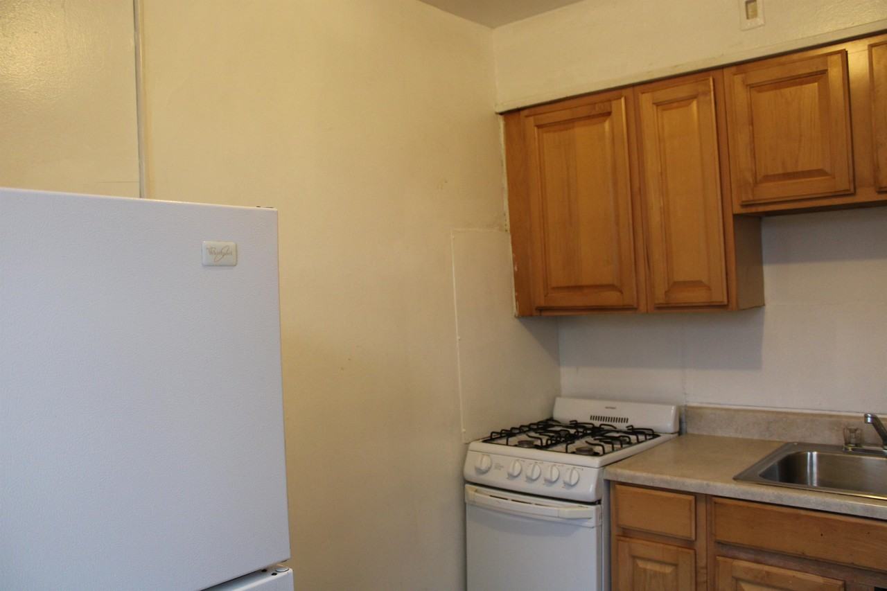 5626 Midwood Ave #2 - Photo 2 of 8