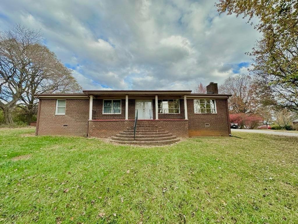8002 Browne Rd #1 - Photo 2 of 50