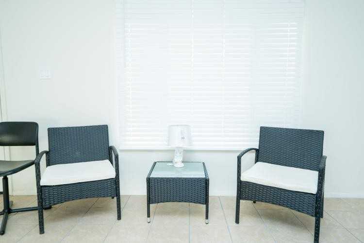 E Brill St - Photo 4 of 25