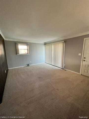 18266 Wendy Ct - Photo 3 of 23