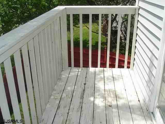 426 Canterbury Court - Photo 2 of 12