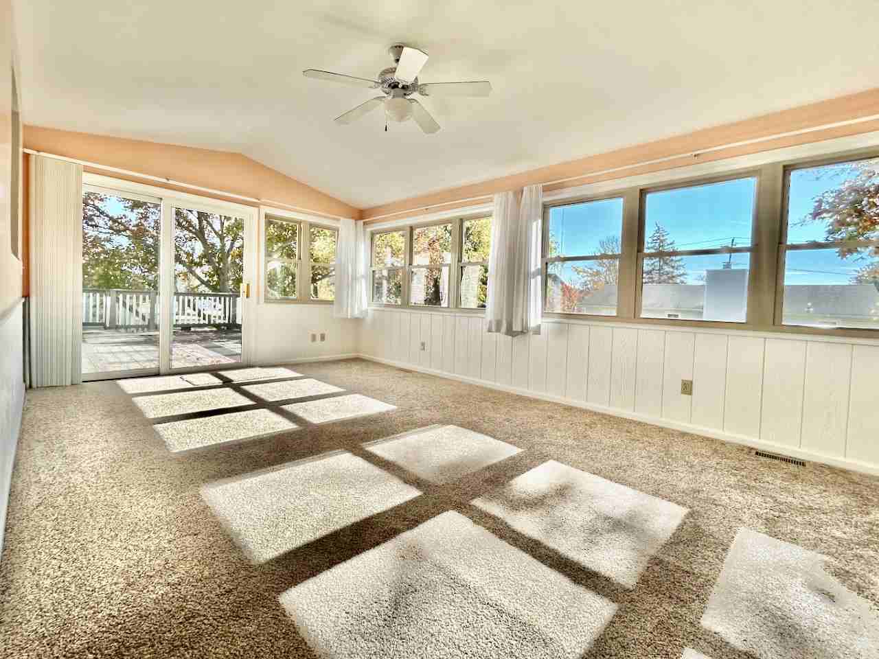 9477 Millcroft Road - Photo 3 of 14